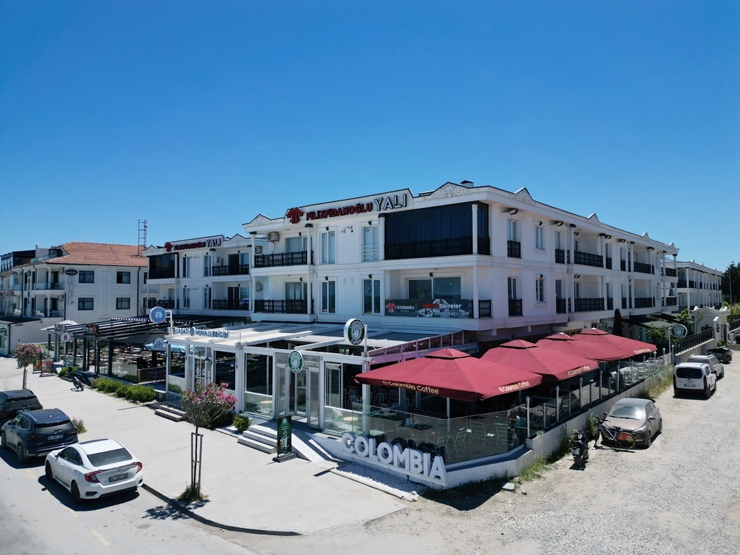 Yalı Evleri